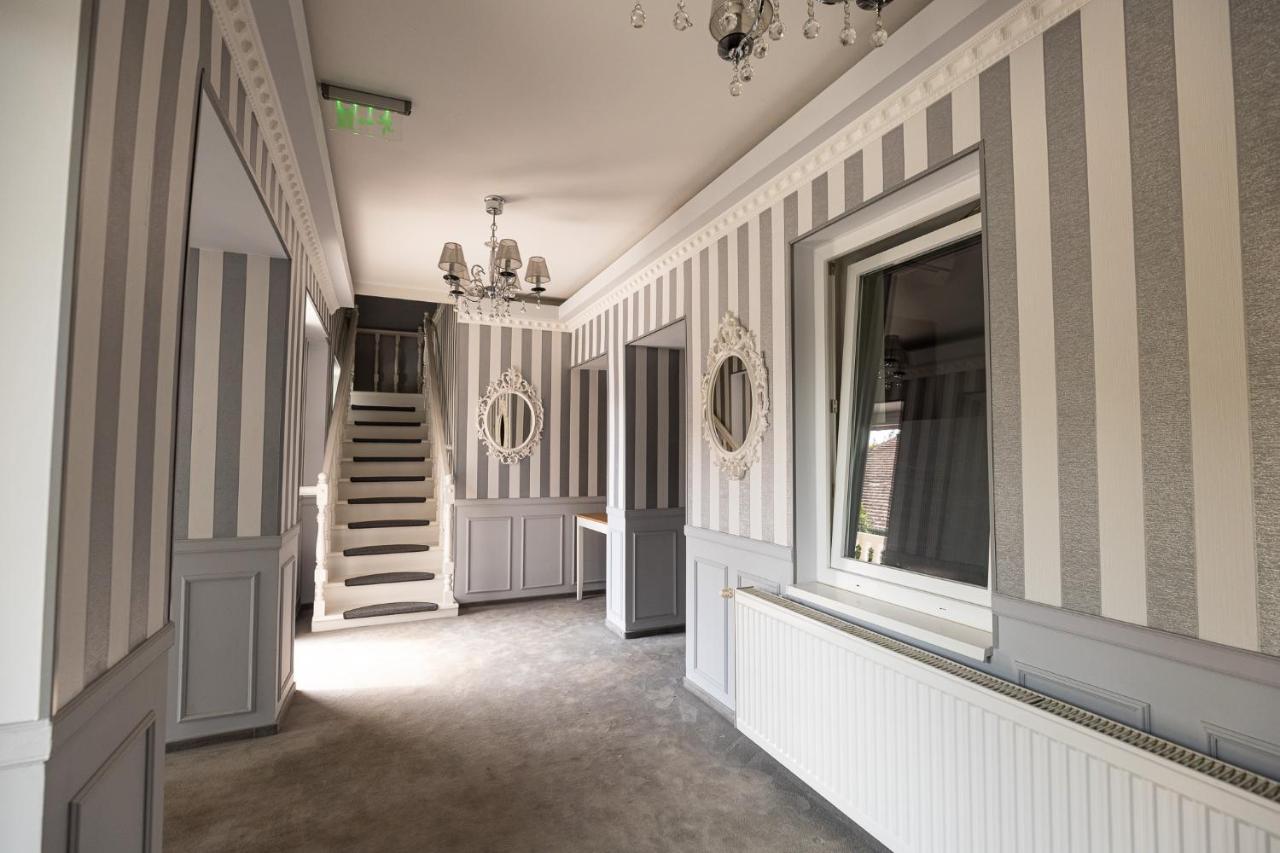 Palazzo Bed & Breakfast Szeged Luaran gambar